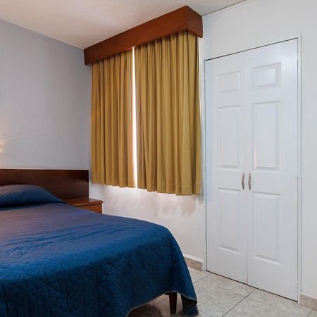 Hotel Qualitel Plus Morelia Exterior photo